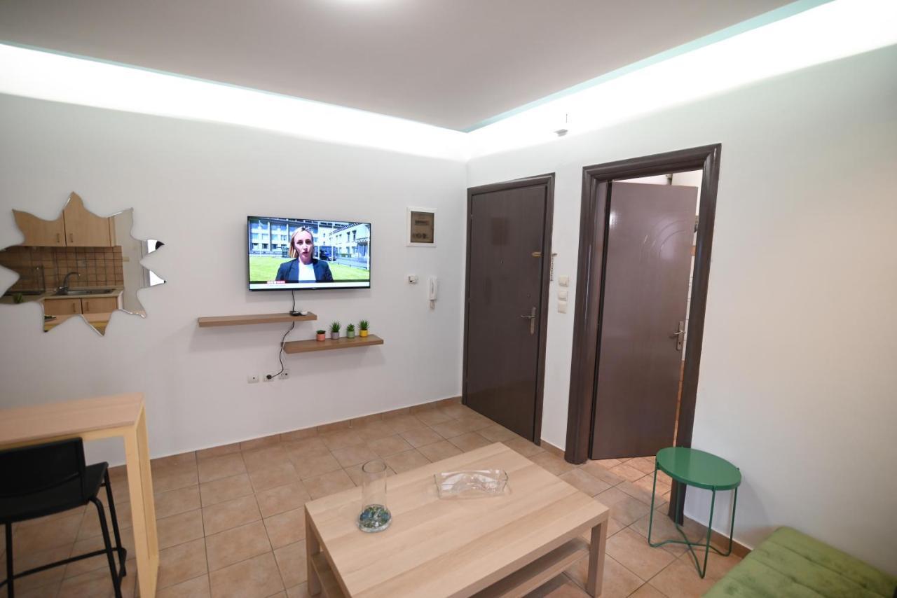 The Whole Packet B1 Center With Parking Daire Yenişehir Dış mekan fotoğraf