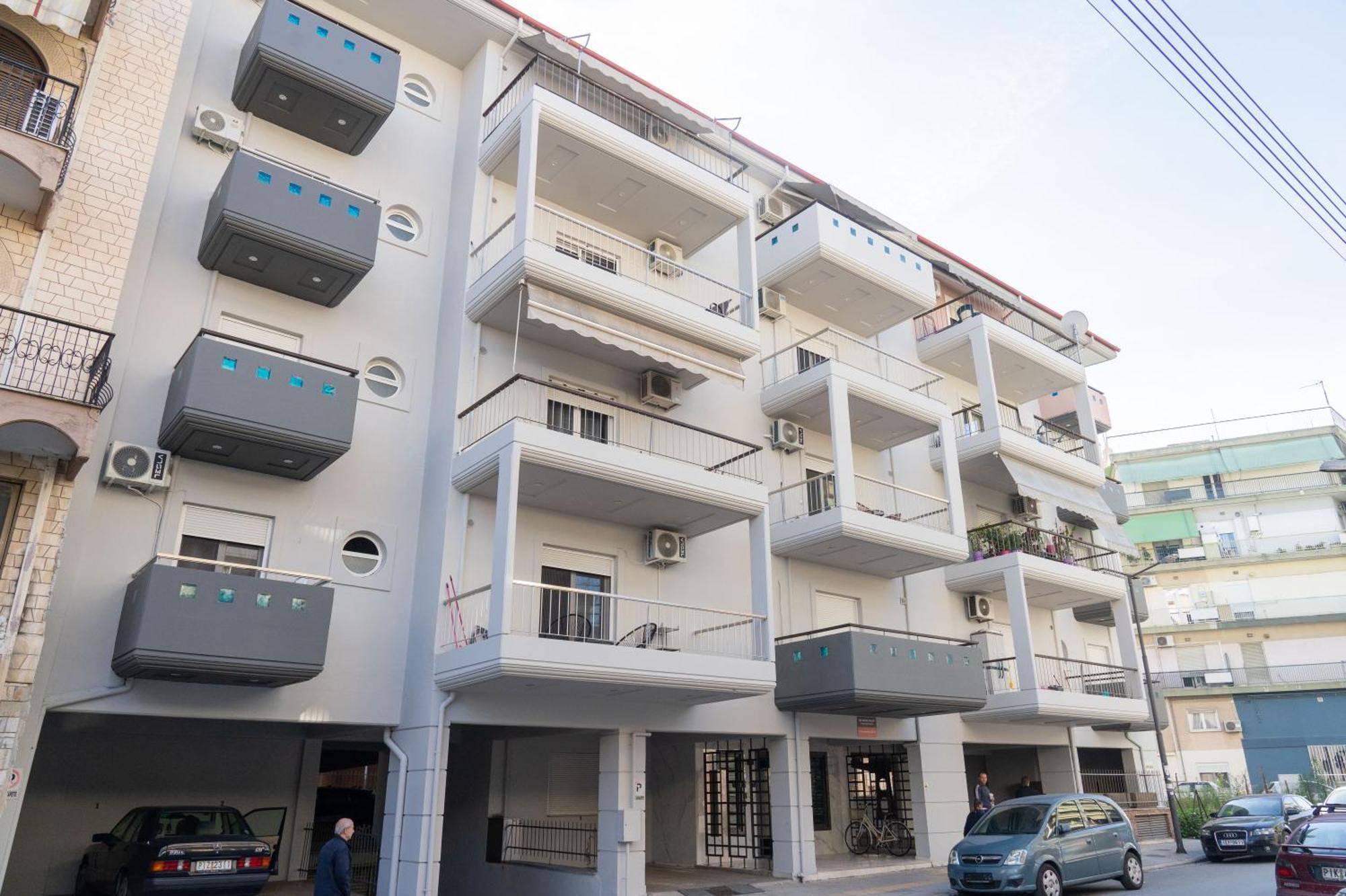The Whole Packet B1 Center With Parking Daire Yenişehir Dış mekan fotoğraf